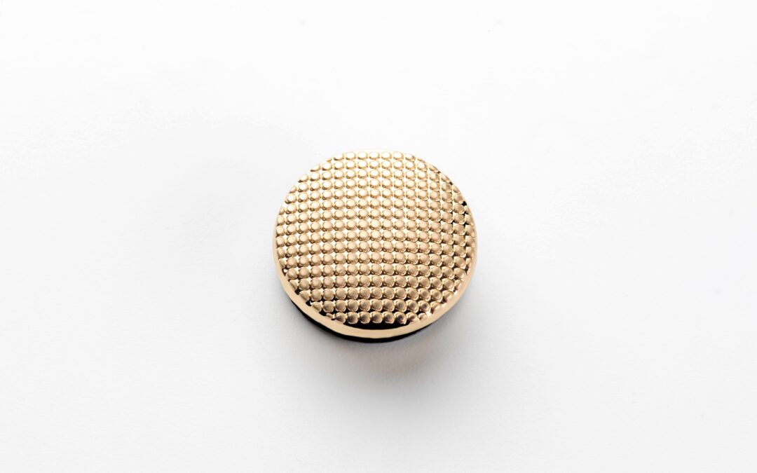 Metal Buttons in Unique Colors gold