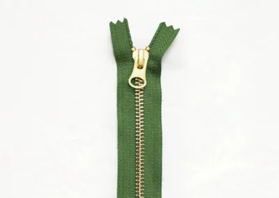 Metal Zippers – Premium Quality Zippers for Garments, Bags & Accessories