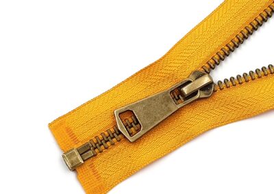 Metal Zippers – Premium Quality Zippers for Garments, Bags & Accessories