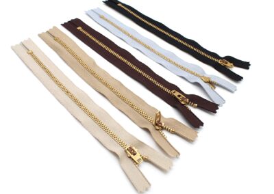 Metal Zippers – Premium Quality Zippers for Garments, Bags & Accessories