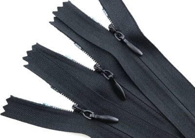 Invisible zippers black