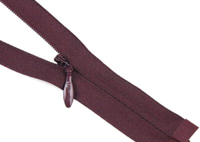 Invisible zippers brown
