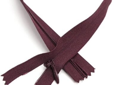 Invisible zippers