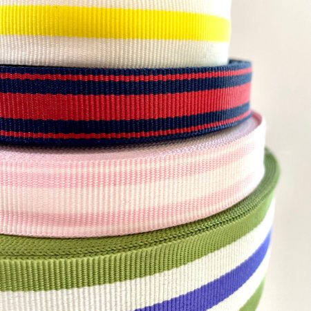 Resårband för kläder på beställning – med logotyp, profilering och hållbarhet