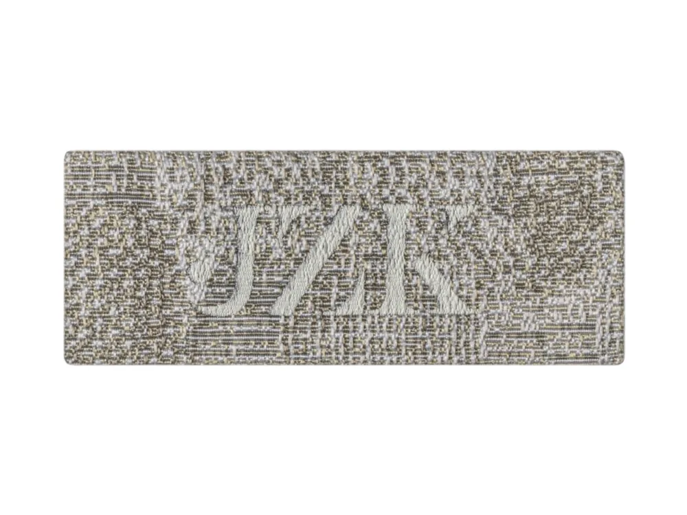 Personalizuotos etiketės drabužiams – rūšys ir gamyba – 33